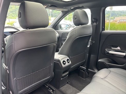 Used 2025 Mercedes-Benz GLA 250 4MATIC image 30