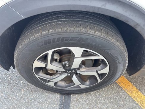 Certified 2022 Kia Sportage LX image 6