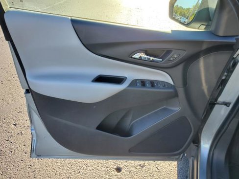 Used 2023 Chevrolet Equinox LT image 6