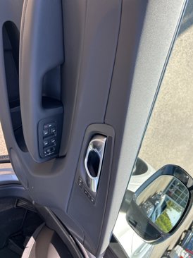 New 2025 Volvo XC60 B5 Core w/ Climate Package image 3
