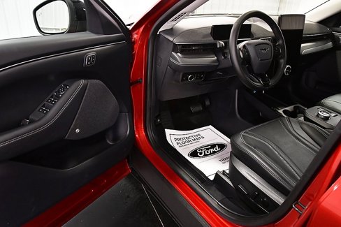 Used 2024 Ford Mustang Mach-E Premium image 15