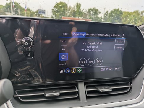 New 2026 Chevrolet Trax LT image 17