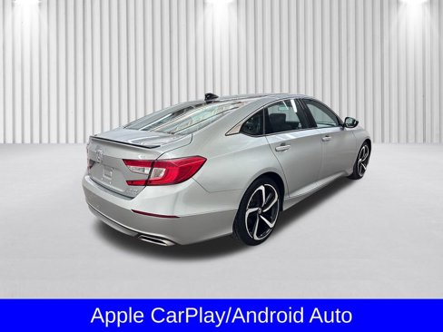 Used 2022 Honda Accord Sport image 7