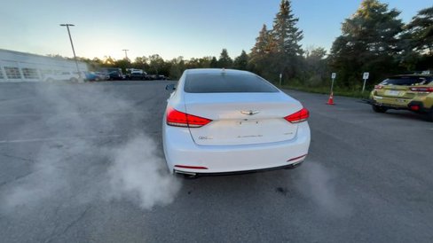 Used 2015 Hyundai Genesis 3.8 image 8