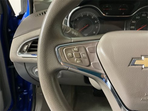 Used 2017 Chevrolet Cruze LT image 22