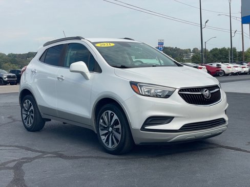 Used 2021 Buick Encore Preferred w/ Safety Package image 1