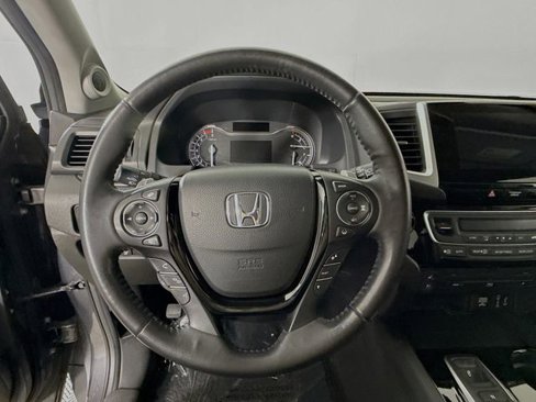 Used 2018 Honda Pilot Elite image 11