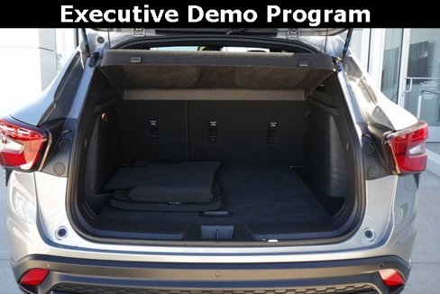 Used 2025 Chevrolet Trax RS w/ Driver Confidence Package image 8