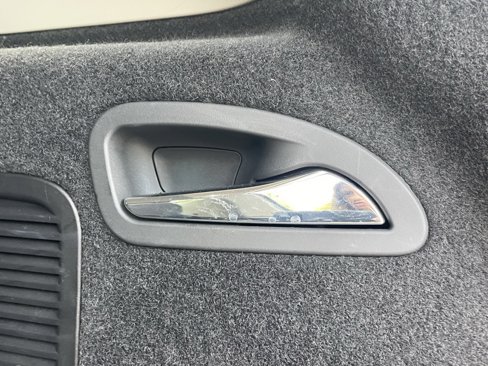 Used 2020 Buick Envision Essence image 18