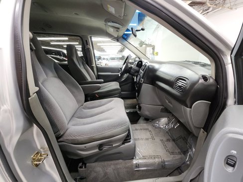 Used 2005 Dodge Grand Caravan SE w/ Popular Equipment Group I image 18