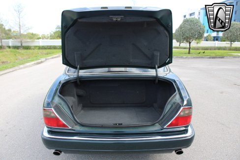 Used 1997 Jaguar XJ6 image 17
