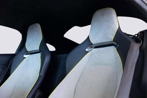Used 2023 McLaren Artura image 39