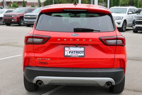 Used 2024 Ford Escape Active image 4