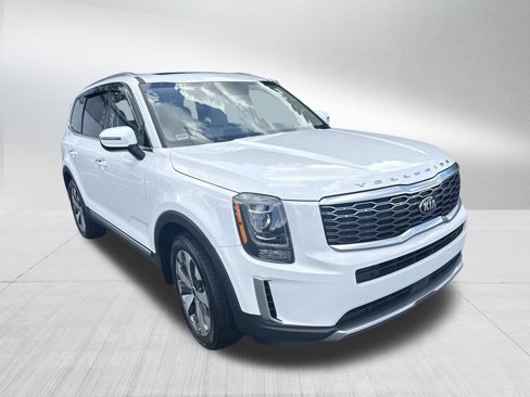 Used 2021 Kia Telluride S image 3