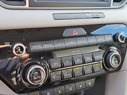 Used 2019 Kia Sportage SX image 26