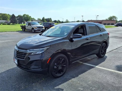Used 2023 Chevrolet Equinox LS w/ LS Convenience Package image 7