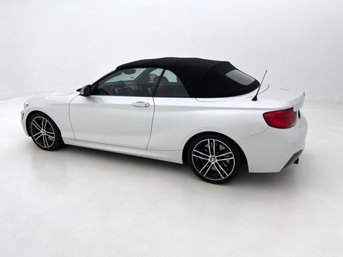 Used 2018 BMW M240i Convertible image 10