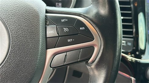 Used 2019 Jeep Grand Cherokee Limited image 25
