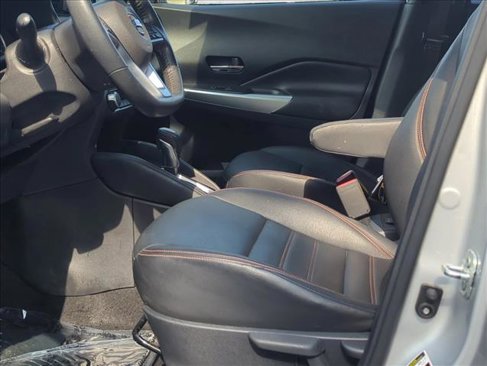 Used 2019 Nissan Kicks SR w/ SR Premium Package image 18