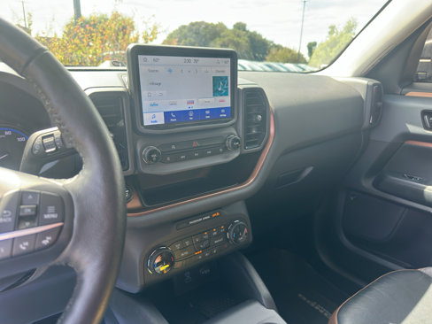 Used 2022 Ford Bronco Sport Outer Banks w/ Tech Package image 11