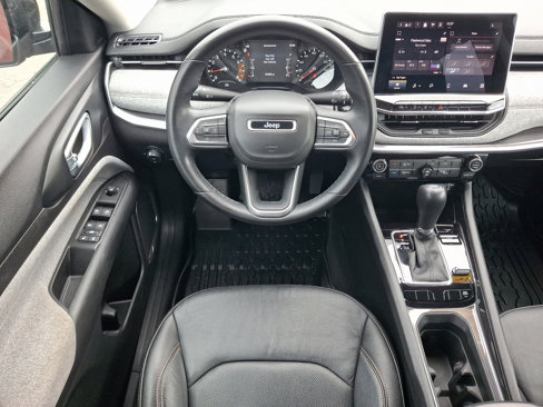 Certified 2022 Jeep Compass Latitude image 11