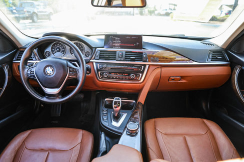 Used 2015 BMW 328i xDrive Wagon image 2