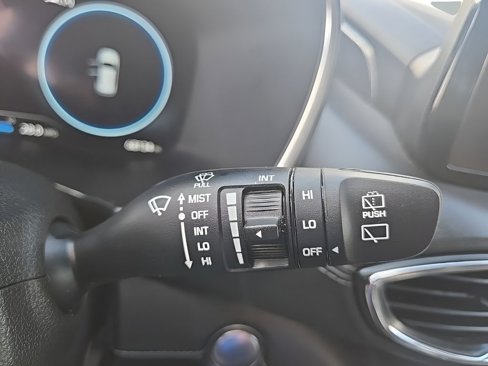 Used 2023 Hyundai Santa Fe SEL w/ Premium Package image 17