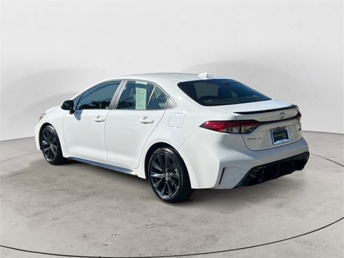 Used 2024 Toyota Corolla XSE image 3