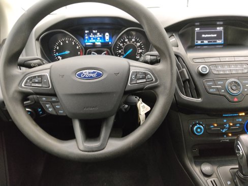 Used 2018 Ford Focus SE image 22