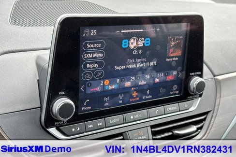 Certified 2024 Nissan Altima 2.5 SV image 33