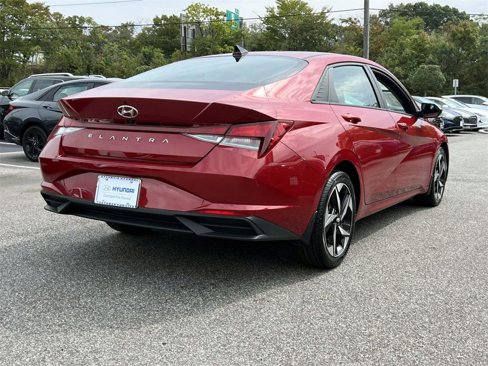 Certified 2023 Hyundai Elantra SEL w/ Convenience Package image 7