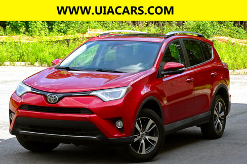 Used 2017 Toyota RAV4 XLE image 2