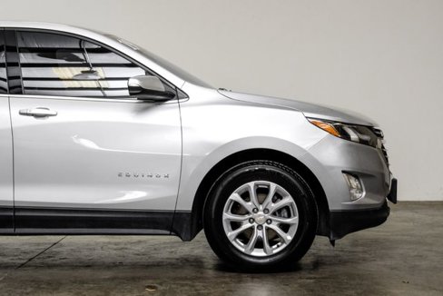 Used 2019 Chevrolet Equinox LT image 19