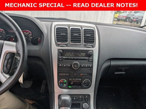 Used 2011 GMC Acadia SLT image 3