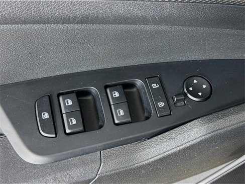 Used 2023 Kia Sportage LX image 19