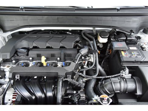 New 2025 Hyundai Venue SE image 6