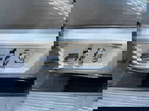Certified 2021 Nissan Rogue SV image 22