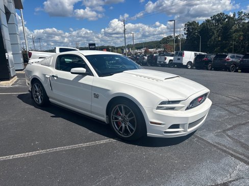 Used 2013 Ford Mustang GT Premium w/ Security Pkg image 4