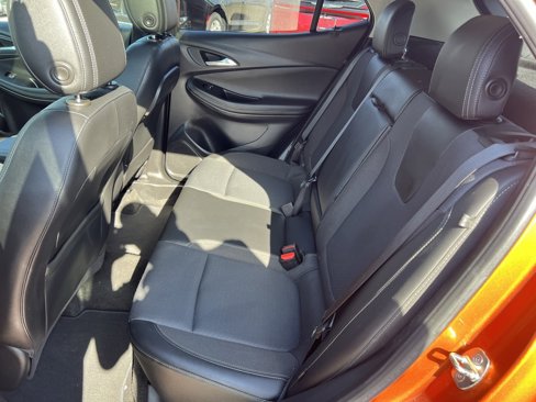 Used 2022 Buick Encore GX Select w/ Experience Buick Package image 19
