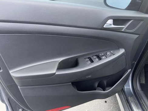 Used 2021 Hyundai Tucson Limited image 15