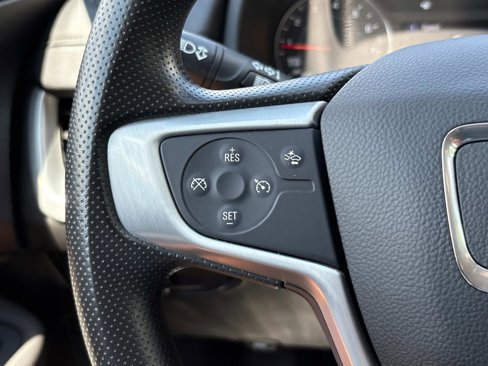 Certified 2024 GMC Terrain SLE image 16