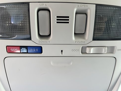 Used 2018 Subaru Outback 2.5i Limited image 25