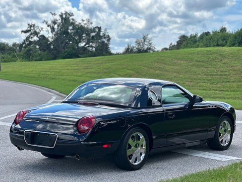 Used 2002 Ford Thunderbird image 5