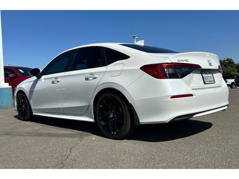 Used 2024 Honda Civic Sport image 3