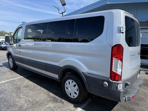 Used 2015 Ford Transit 350 XLT image 3