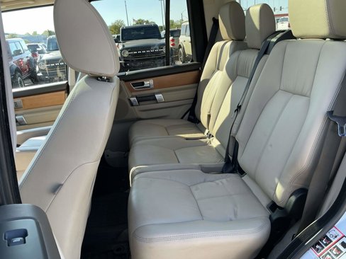 Used 2014 Land Rover LR4 HSE LUX image 24