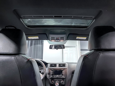 Used 2014 Volkswagen Jetta GLI Edition 30 image 31