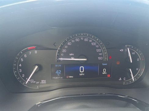 Used 2018 Cadillac XT5 Luxury image 23