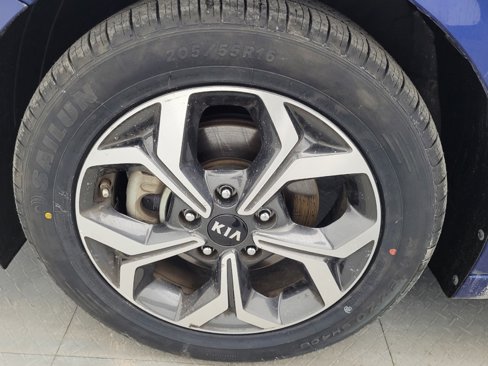 Used 2019 Kia Forte LXS image 31