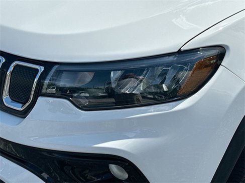 Certified 2022 Jeep Compass Limited image 7